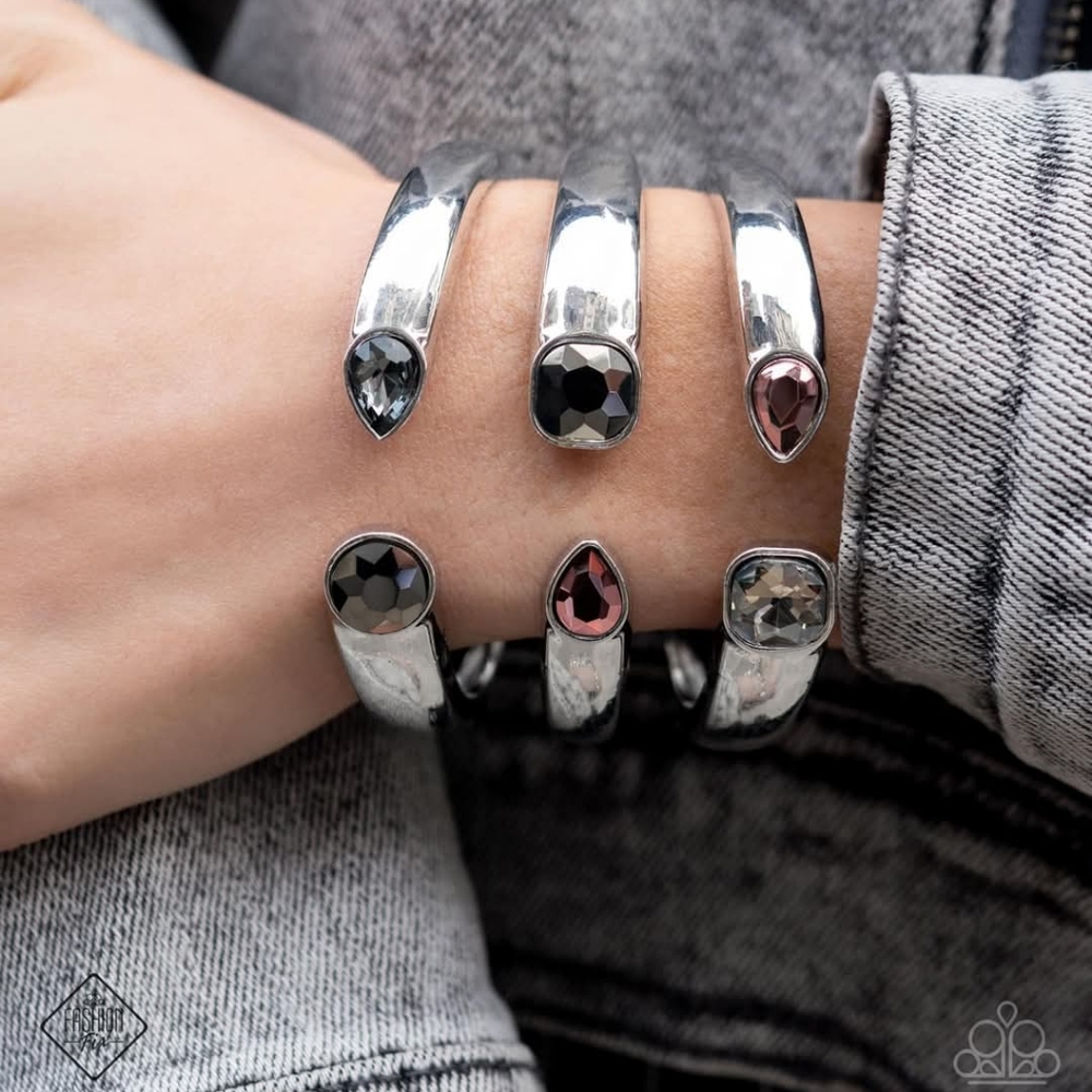 Opulent Obeisance Multi Bracelet Layered Hinged Fashion Jewelry Paparazzi - Picture 2 of 2